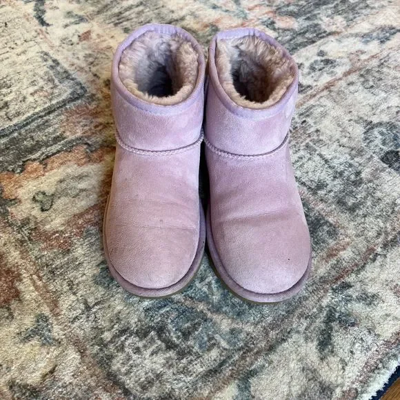 Youth’s UGG Boots Classic Mini II Sz 4 Pinkish Purple Suede Ankle Booties - Picture 7 of 12